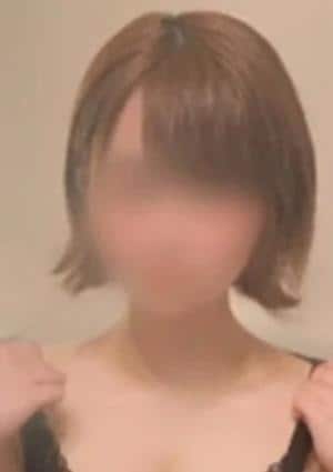 HUNDRED（ハンドレッド）日本橋 小林　みおん