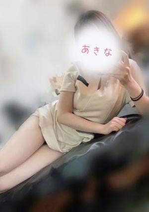 金魚グループ あきな