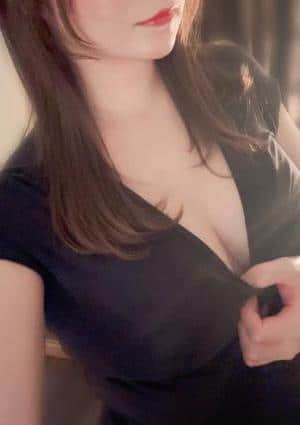 DEEP ESSENTIAL 川崎店 長濱はるか