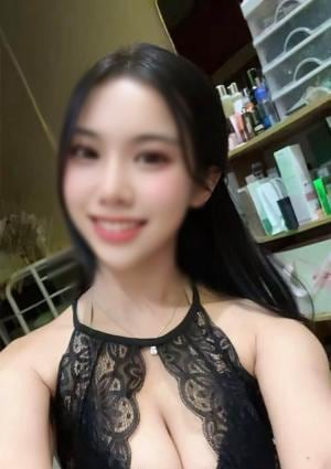 ピンクガール さな