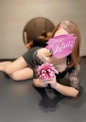 R ritz（アールリッツ） 小泉（こいずみ）