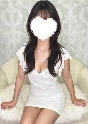 LUXY（ラグジー）日本橋店 さとみ