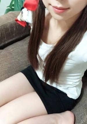CREA 小林もえ