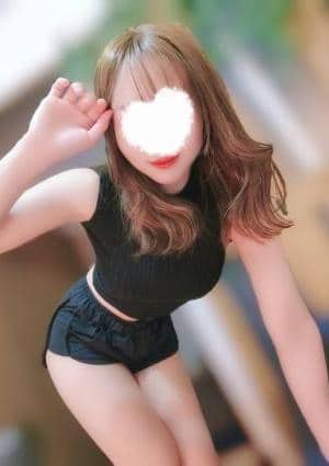 B-QINS（ビークインズ）自由が丘店 ユリア