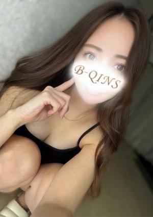 B-QINS（ビークインズ）自由が丘店 ミナ