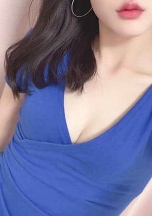 4h（フォーエイチ） 岸田なな