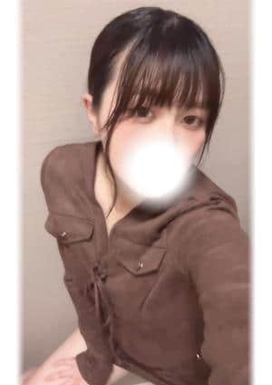 Uroom Beyond（ビヨンド） 上野店 秋山ゆいな
