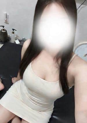 Uroom Beyond（ビヨンド） 上野店 佐々木るい