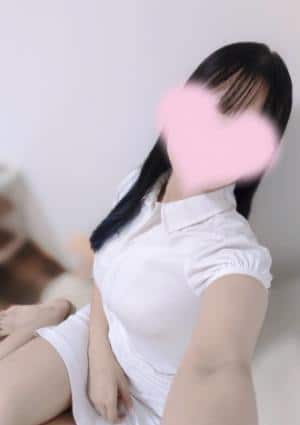 milk repos（ミルク ルポ） 依桜(いお)