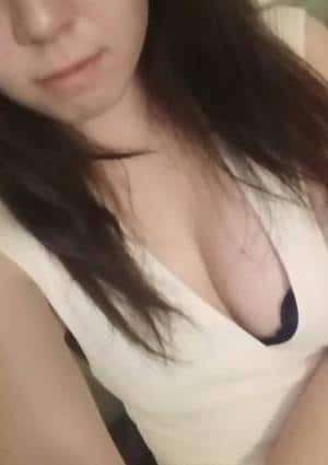 グロッシー まな