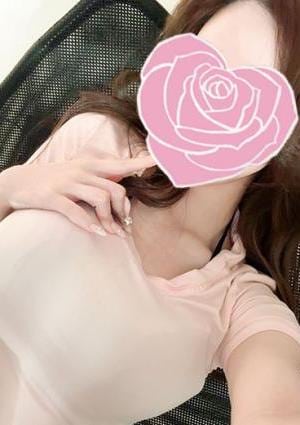 ゴールデンローズ れいな