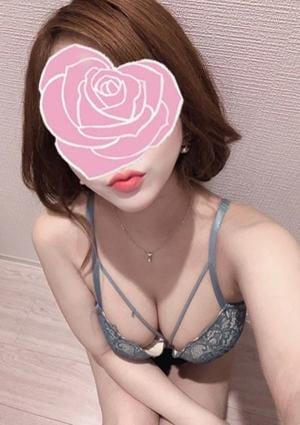 ゴールデンローズ 栄ルーム えま