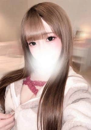 Chloe 愛沢まりん