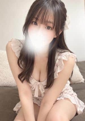 Chloe 小宮山ゆず