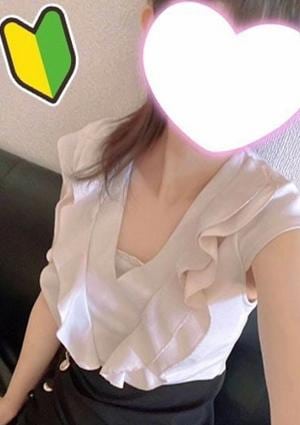 HOWEVER（ハウエバー） 佐奈(さな)
