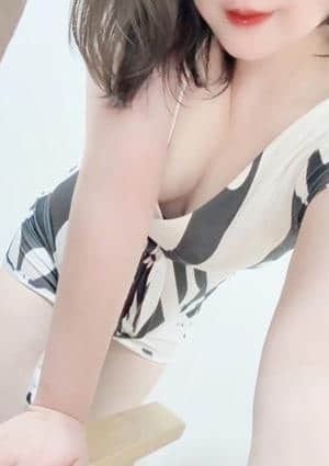 Mrs.OnlyOne（ミセスオンリーワン） 凛（りん）