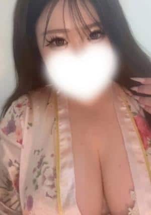 優楽亭 愛茉（えま）