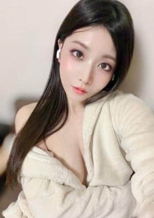 クラリスDAO 新宿ルーム かすみ