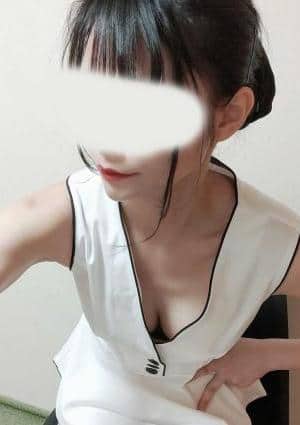 今日子の姉妹 秋津店 一色さな