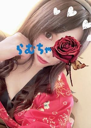 プラチナム東京 城咲らむ