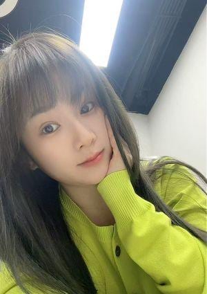 春屋（はるや） さとみ(中国人)