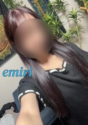 月のリゾート 花宮えみり