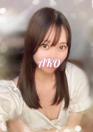 らららランド関内店・伊勢佐木長者町店 新人あこ