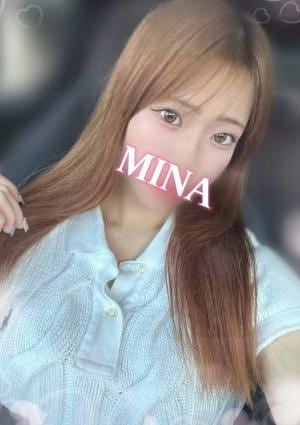 らららランド関内店・伊勢佐木長者町店 新人みな