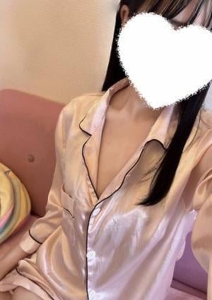 彼女ん家 もも