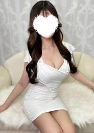 LUXY（ラグジー） まゆ