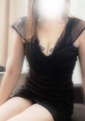 Mrs.美witch～美魔女の癒し魔法～ 堺東・岸和田 和花(わか)