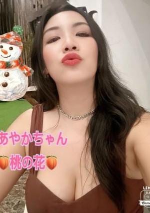 桃の花（もものはな） 新人：あすかちゃん