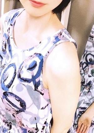 Cello（チェロ） 華純