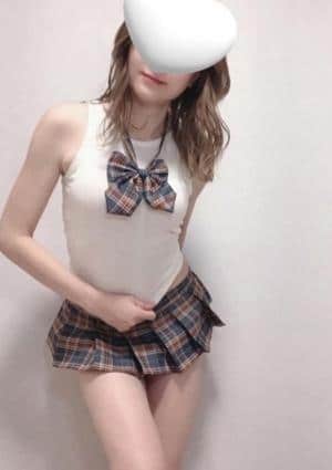 横浜メンズエステ アロマプルト 中森エマ