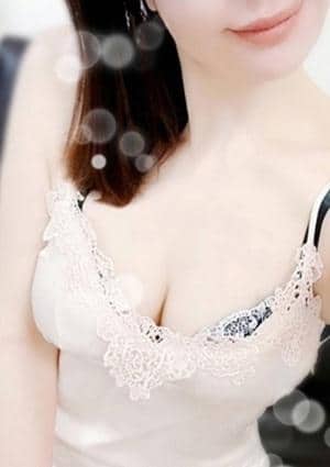 Pure White（ピュアホワイト） 華月 えま