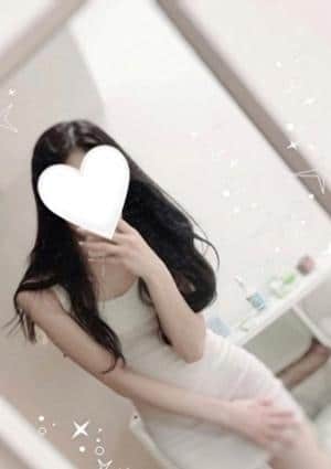 Pure White（ピュアホワイト） 山下 美麗