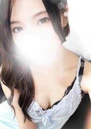 Pure White（ピュアホワイト） 梅田　れい