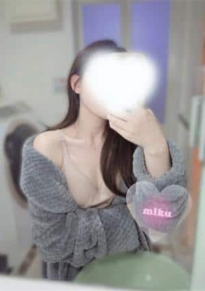 FROG SPA（フロッグスパ） 堺筋本町ルーム 桐谷みく