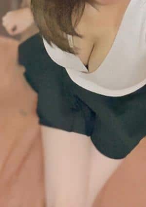 エステティシャンの彼女 ゆみ