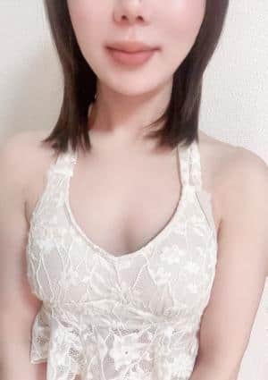 七海（ななみ） みなみ