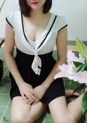 七海（ななみ） はるな