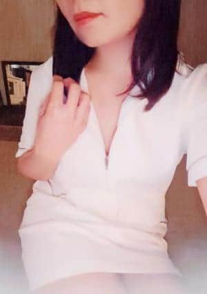 Vogue（ヴォーグ） 神崎