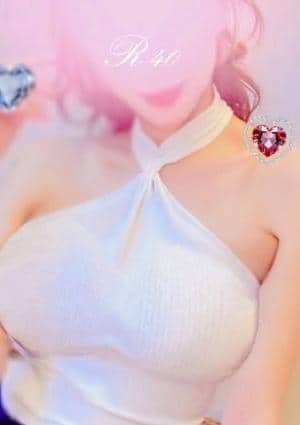 R40（アールフォーティー） ゆきな