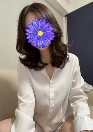 Shellie May（シェリーメイ） なお