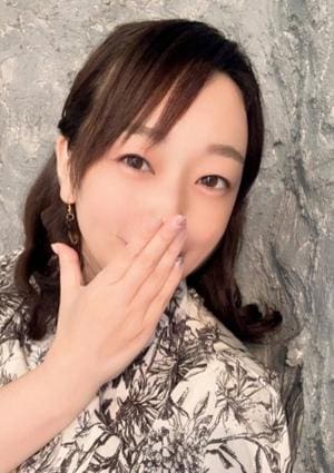 Shellie May（シェリーメイ） 谷村まみ