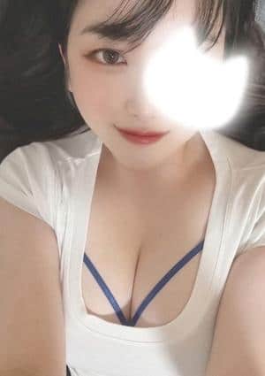 Shellie May（シェリーメイ） ゆーき