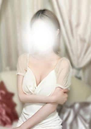 君色ドレスSPA 綾波 せな