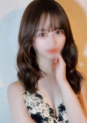 SWEET 卸町店 成沢　エマ