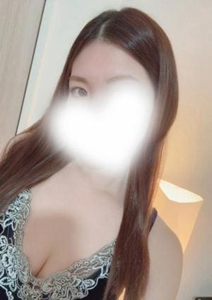 Gran Matom（グランマトム）新宿御苑 及川 れいな