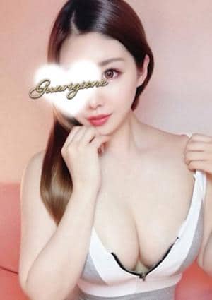 横浜・関内 Guarigione（グアリジョーネ）本店 渚　まりん